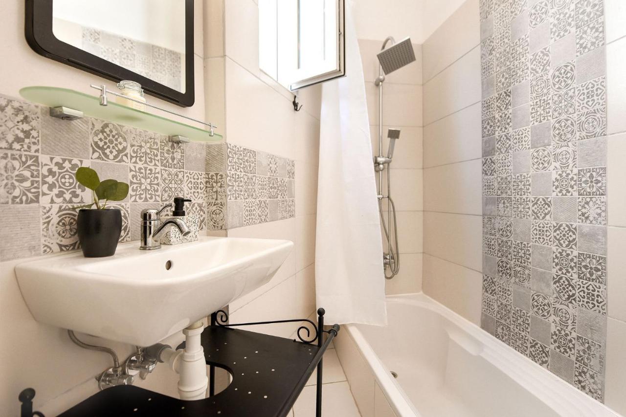 Stylish & Spacious Apartment Near The Old Town - A Touch Of History, A Dash Of Modernity Βουκουρέστι Εξωτερικό φωτογραφία
