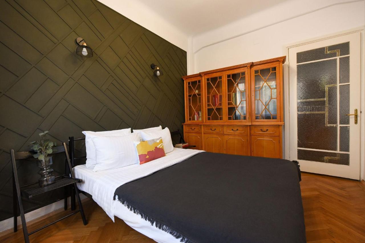 Stylish & Spacious Apartment Near The Old Town - A Touch Of History, A Dash Of Modernity Βουκουρέστι Εξωτερικό φωτογραφία