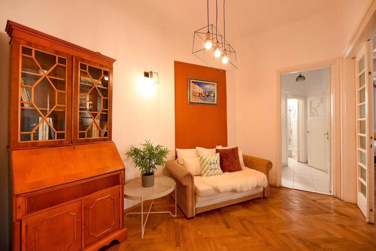 Stylish & Spacious Apartment Near The Old Town - A Touch Of History, A Dash Of Modernity Βουκουρέστι Εξωτερικό φωτογραφία
